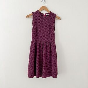 Sleeveless black purple ruffled dress